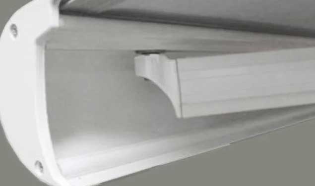 Antigua bridges the gap between high-end style and elite performance, presenting a progressive sun-management fixture characterized by its clean, minimalist aesthetic.